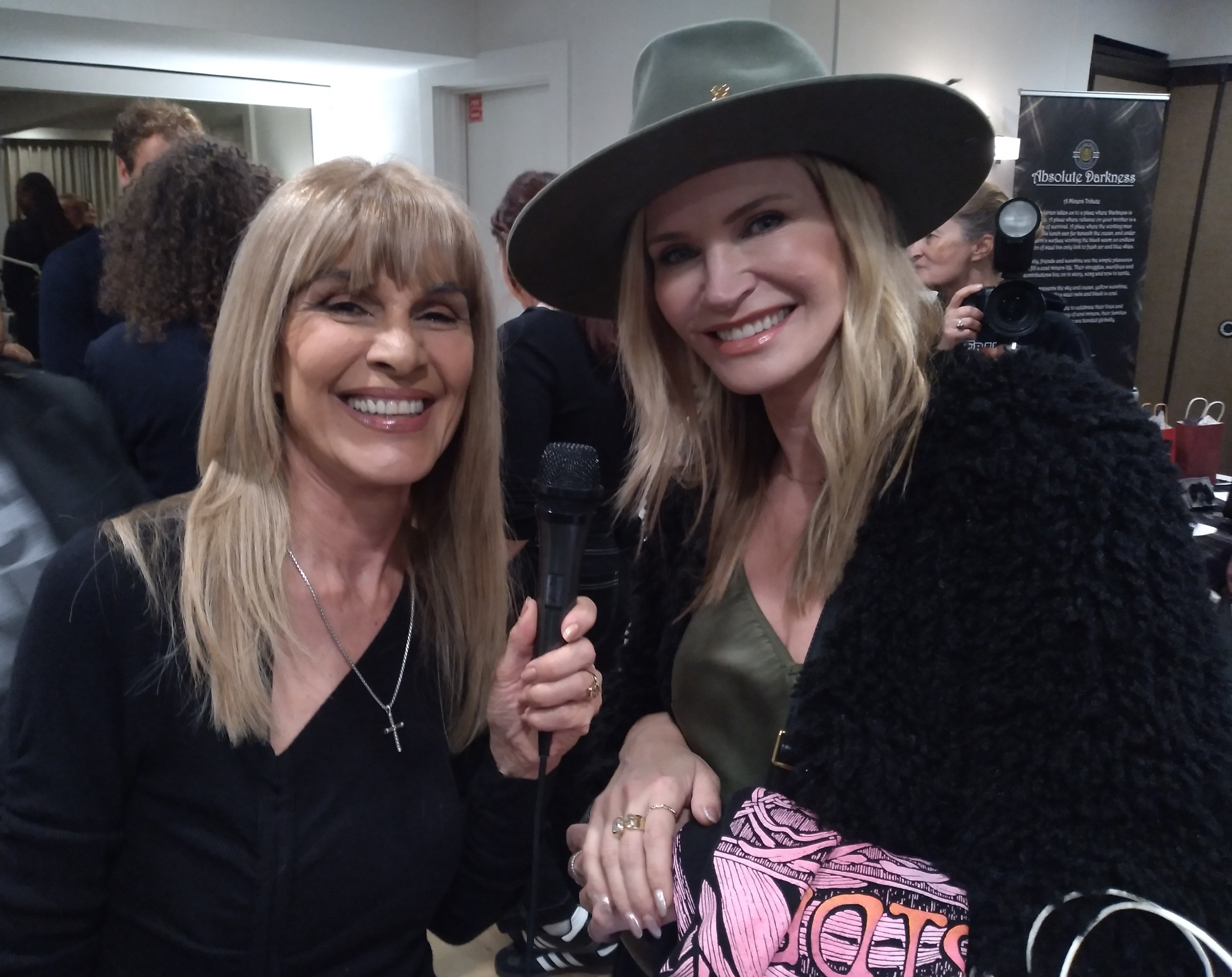 Actress Natasha Henstridge appears at The 2024 DPA Golden Globe Gift